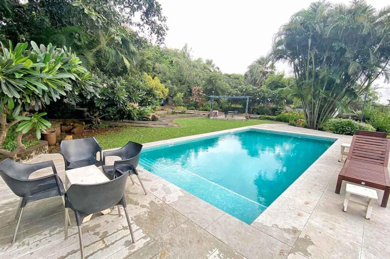 Oceanfront, Private Pool Villa, 2 Bed • Uttanbeach Holiday home