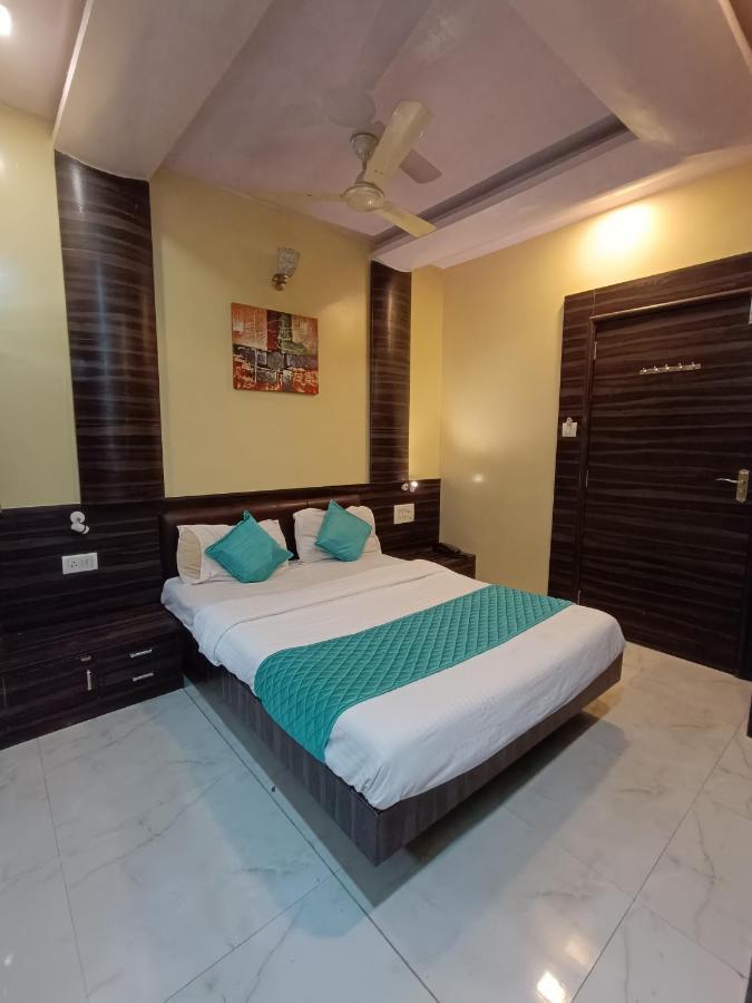 Amber-colaba 3* Mumbai