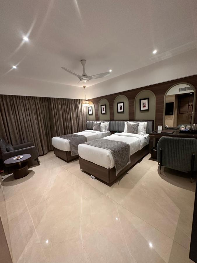 The International By Tunga 3*
