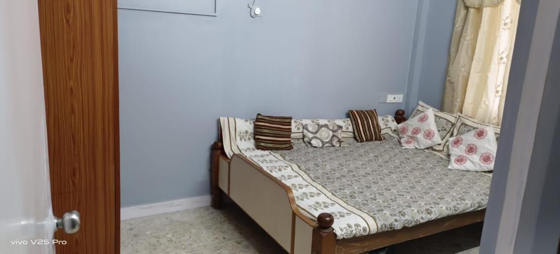 1 Bhk Flat In Suraj Venture Mahim West Apartamento