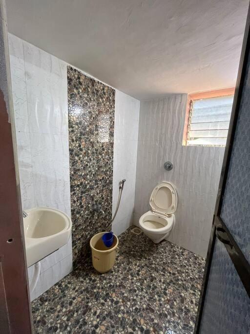 Anchors Away 2 Bhk Gorai Holiday home Mumbai