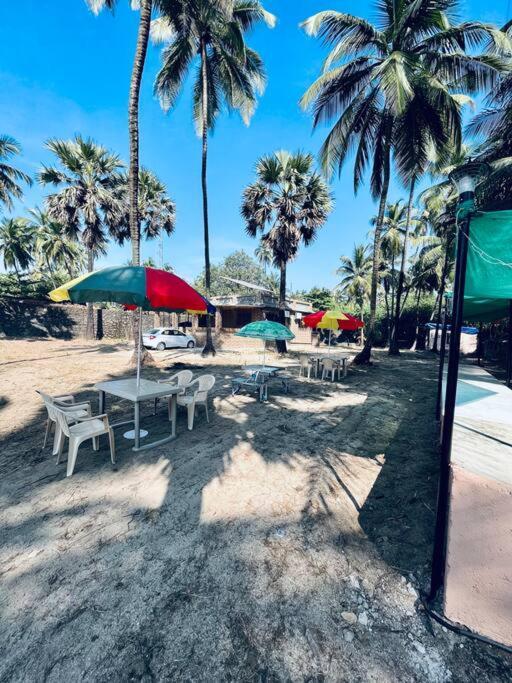 Anchors Away 2 Bhk Gorai Holiday home