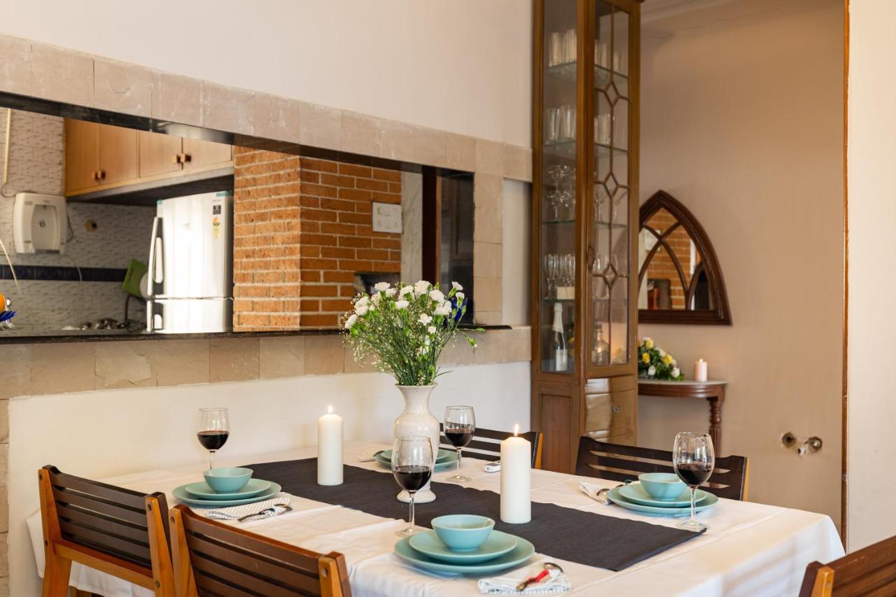 Hospedagem domiciliar Ivory Seaside Near Carter Road, Bandra West, *