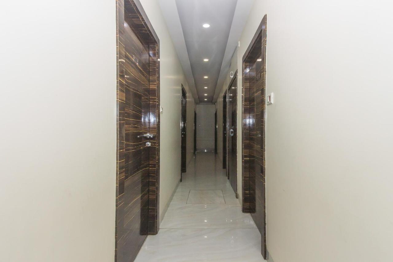 Hotel Capital O Pearl Near Us Embassy Mumbai