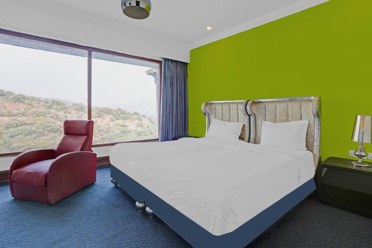 Townhouse Royal Palms Shared Serviced