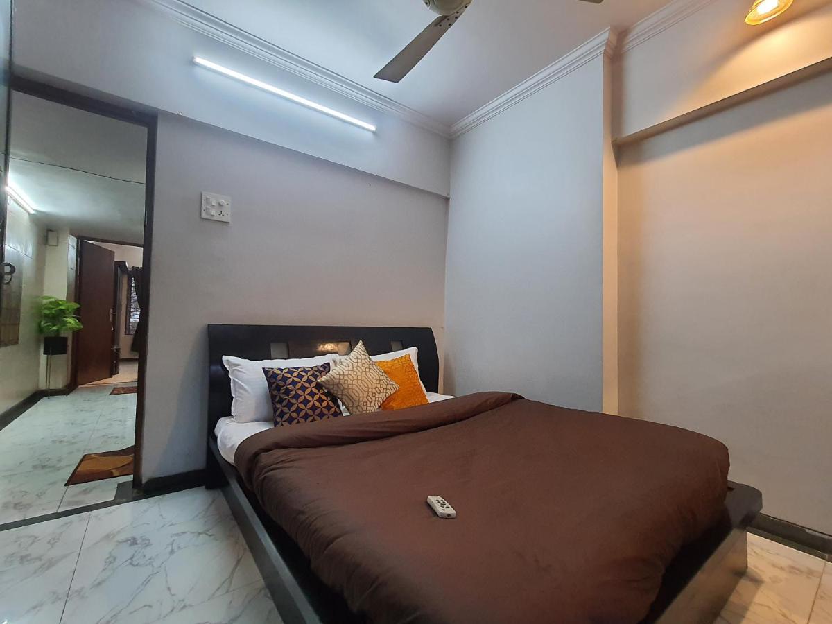 Osi Perry Cross Bandra West Apartment