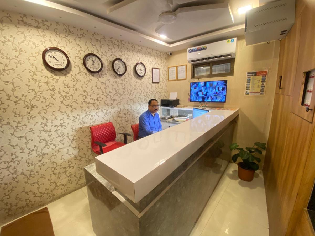 Hotel Jodiya - Near Cst 2*