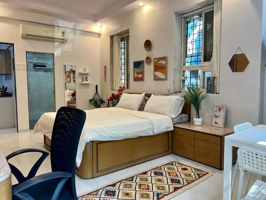 Apartment Arora Bhavan 1a, Khar West By Connekt Homes Mumbai