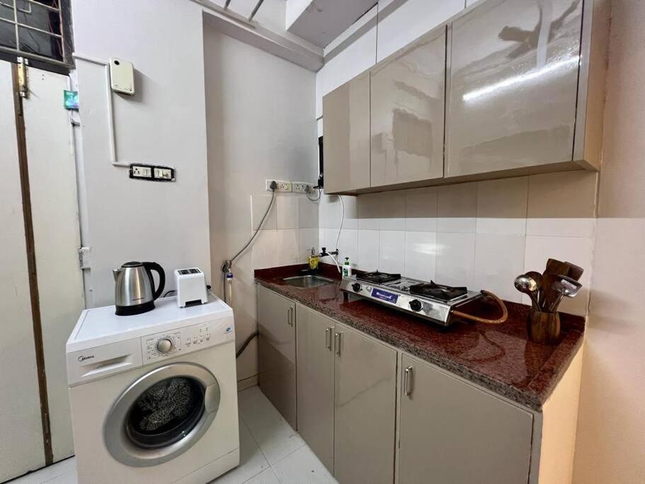 Arora Bhavan 1a, Khar West By Connekt Homes *