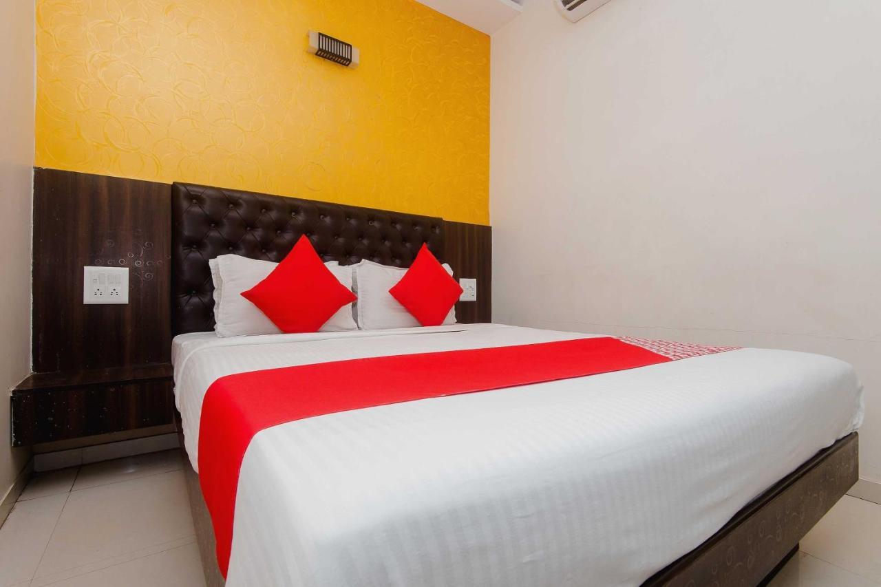 Hotel Fabexpress Bently Palace Mumbai