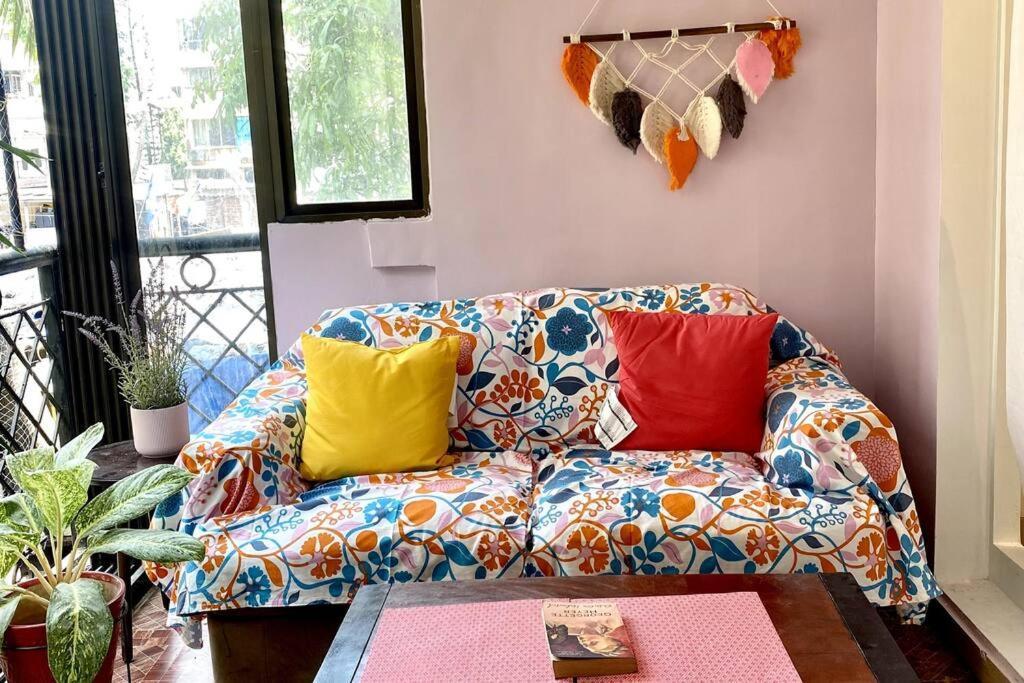 Sterling 102, Off Carter Road, Bandra West By Connekt Homes Mumbai