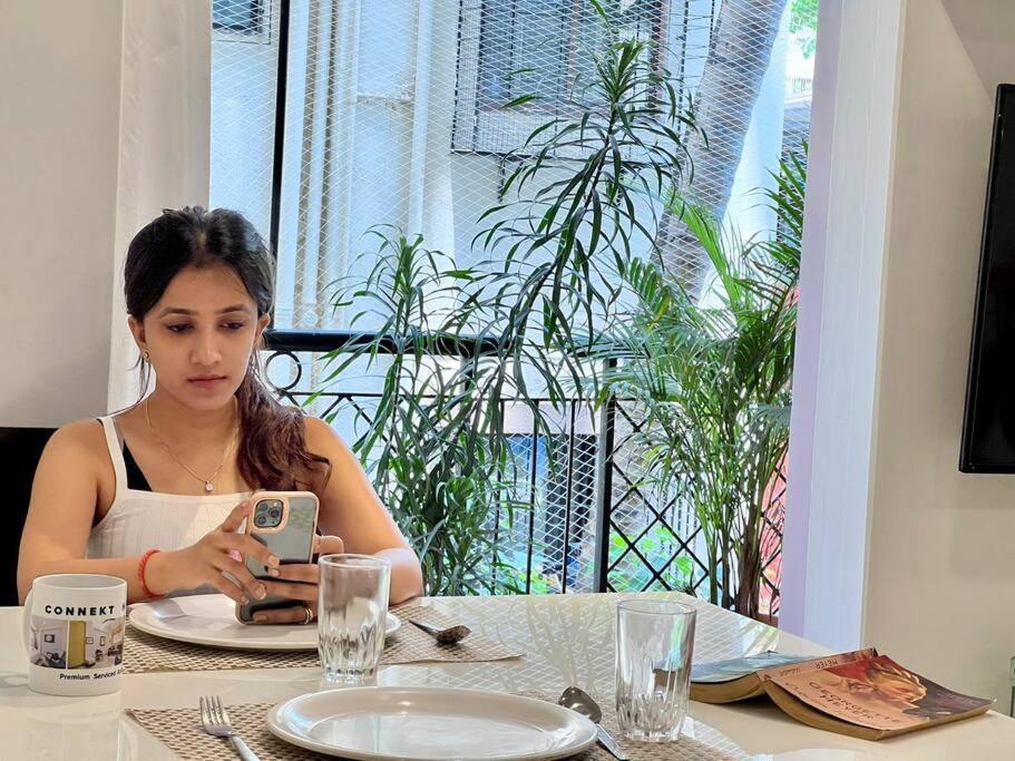 Sterling 102, Off Carter Road, Bandra West By Connekt Homes Apartment *