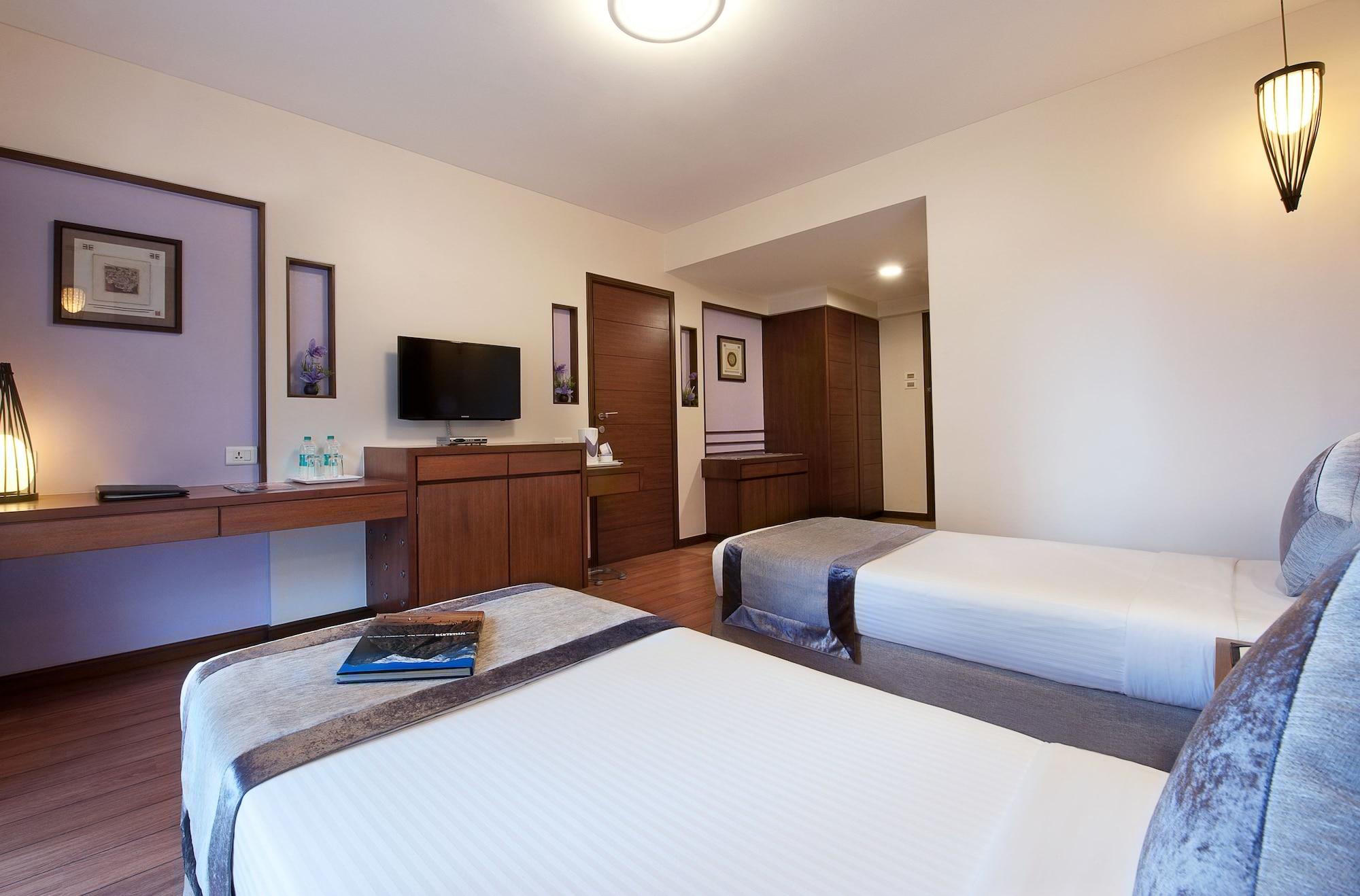 Grand Residency & Serviced