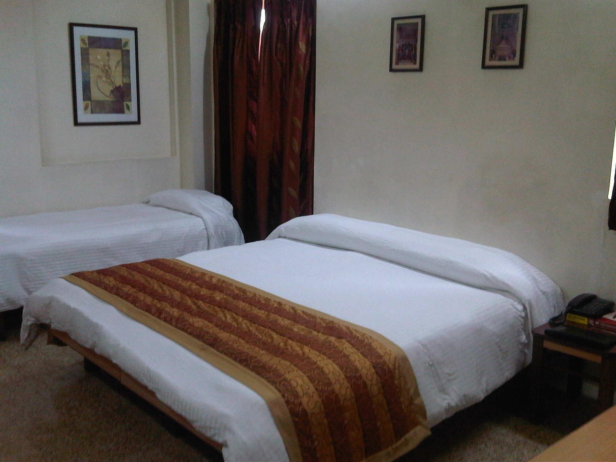 Chateau Windsor - Marine Drive Hotel