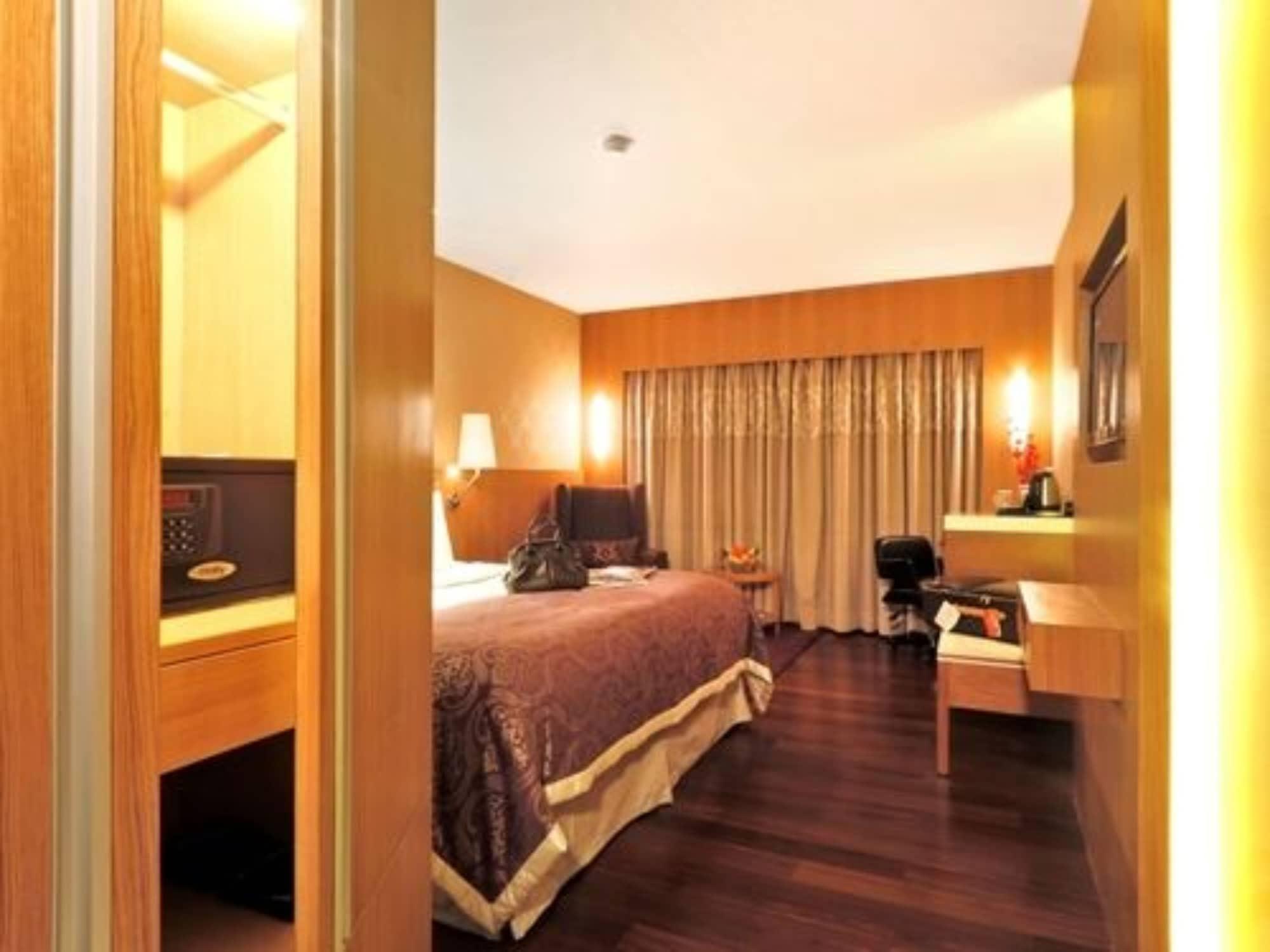 Bawa International Hotel