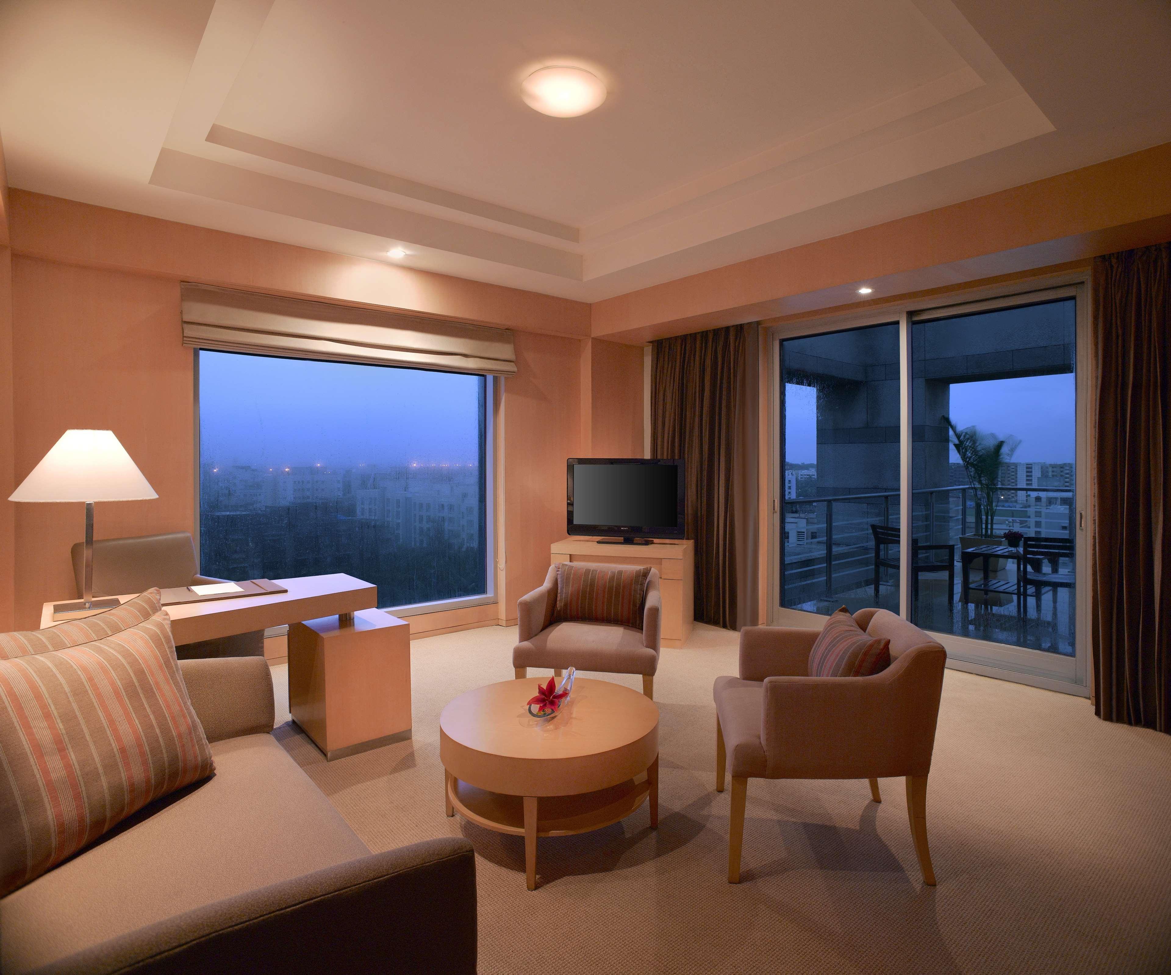 Grand Hyatt And Residences Hotel Mumbai