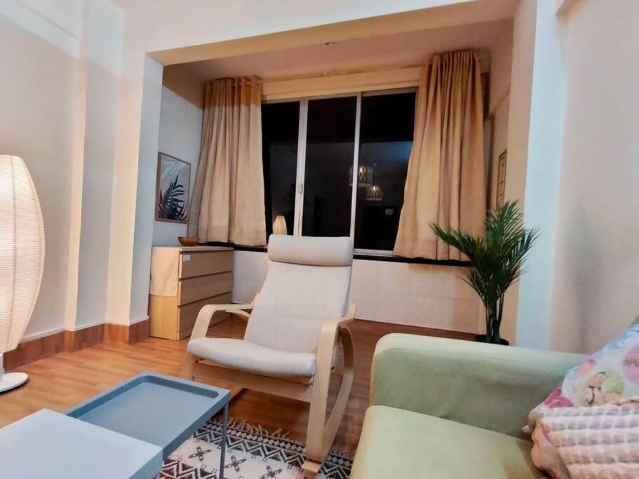 Mon Desire 5, Perry Cross Rd, Bandra West By Connekt Homes * Mumbai
