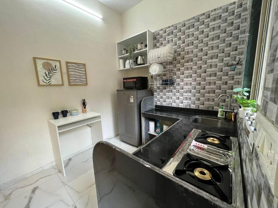 Jastcon, 19th Rd, Khar, Ambedkar Colony By Connekt Homes