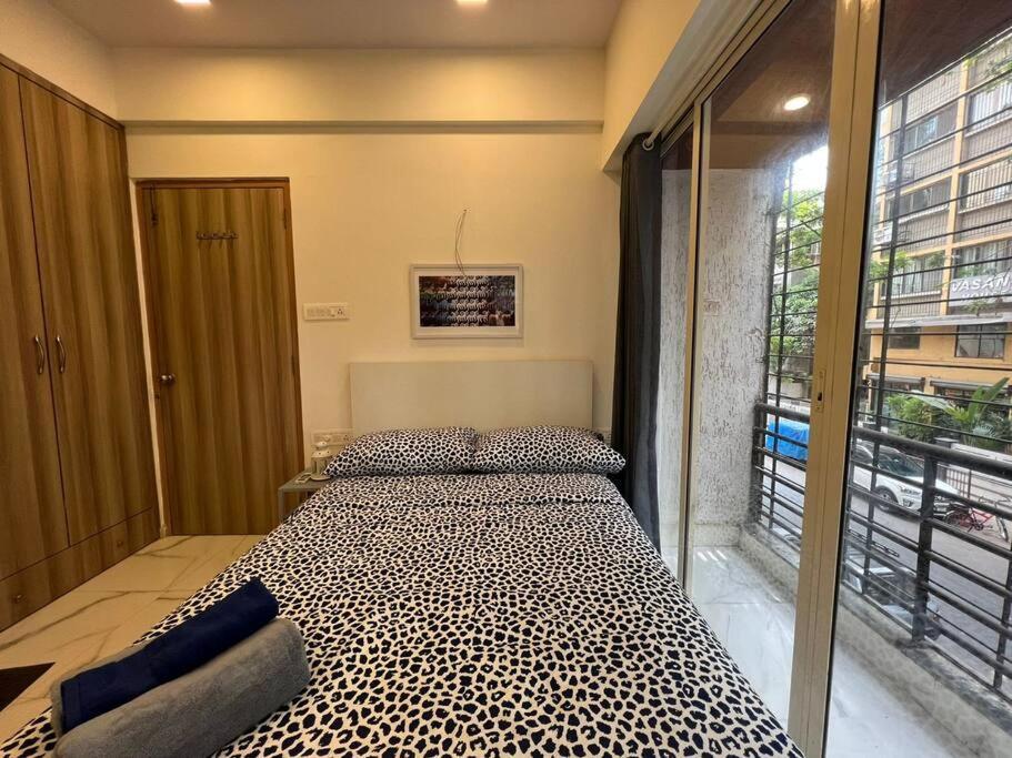 Jastcon, 19th Rd, Khar, Ambedkar Colony By Connekt Homes * Mumbai