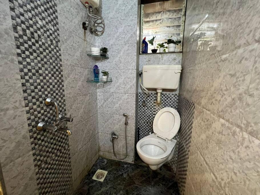 Jastcon, 19th Rd, Khar, Ambedkar Colony By Connekt Homes Mumbai