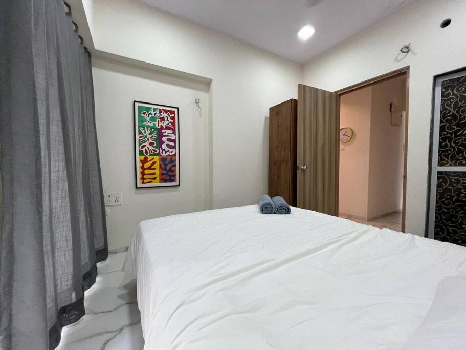 Jastcon, 19th Rd, Khar, Ambedkar Colony By Connekt Homes * Mumbai
