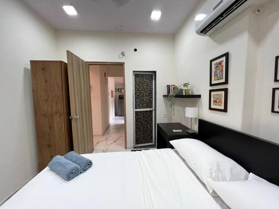 Jastcon, 19th Rd, Khar, Ambedkar Colony By Connekt Homes * Mumbai