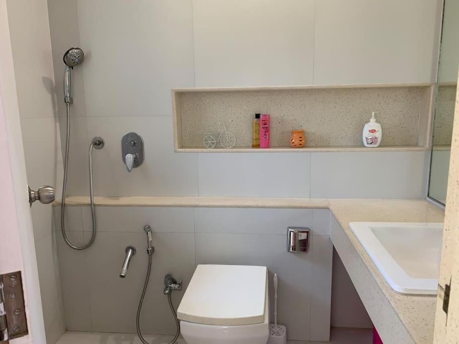 Mon Desire 1, Perry Cross Rd, Bandra West By Connekt Homes Apartment Mumbai