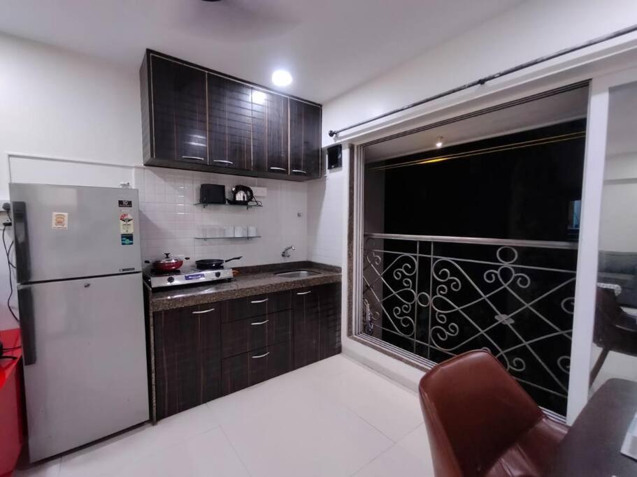 Apartment Marina 203, Nl Road, Bandra West By Connekt Homes Mumbai