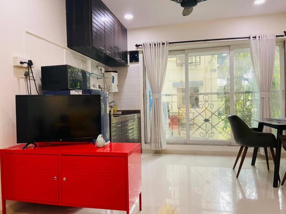 Apartment Marina 203, Nl Road, Bandra West By Connekt Homes