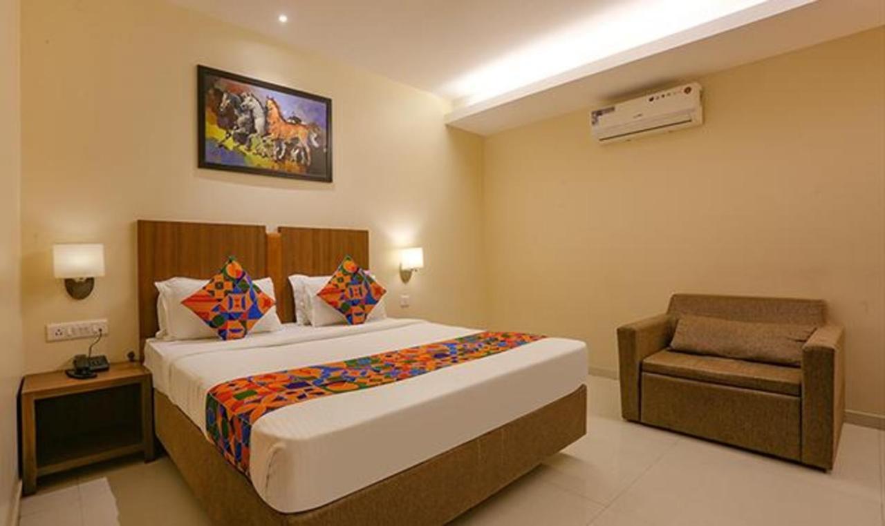 Fabhotel Royal International - Nr International Airport Mumbai