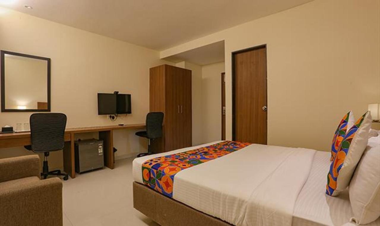 Fabhotel Royal International - Nr International Airport 3* Mumbai
