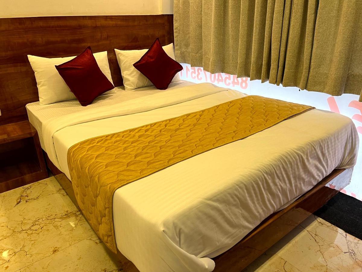 Delmond Prime- Near Nesco Mumbai