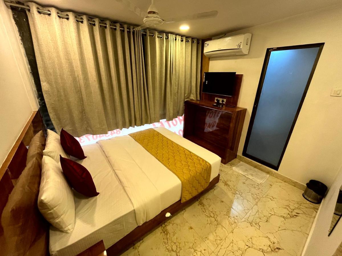 Delmond Prime- Near Nesco Hotel