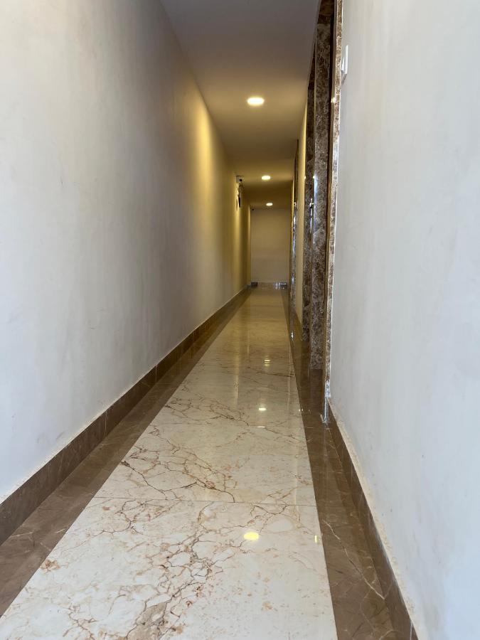 Delmond Prime- Near Nesco Hotel 3*
