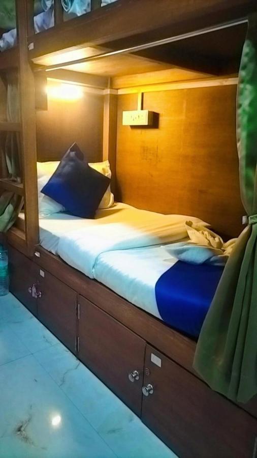 Aman Hostel Mumbai