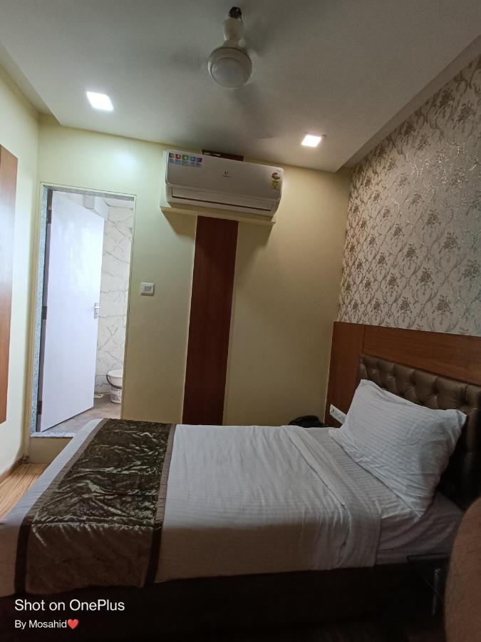 A Suites Hotel Mumbai