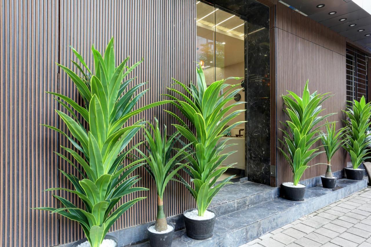 Hotel Ozone Colaba Mumbai