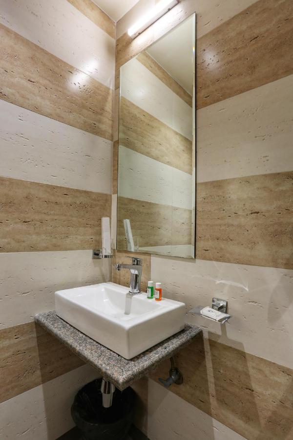 Hotel Ozone Colaba