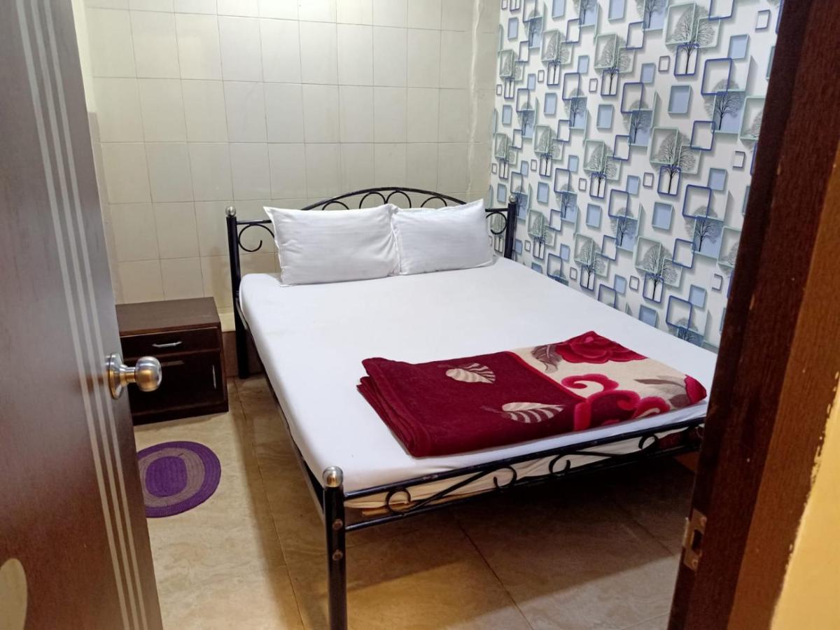 Inn, Hotel