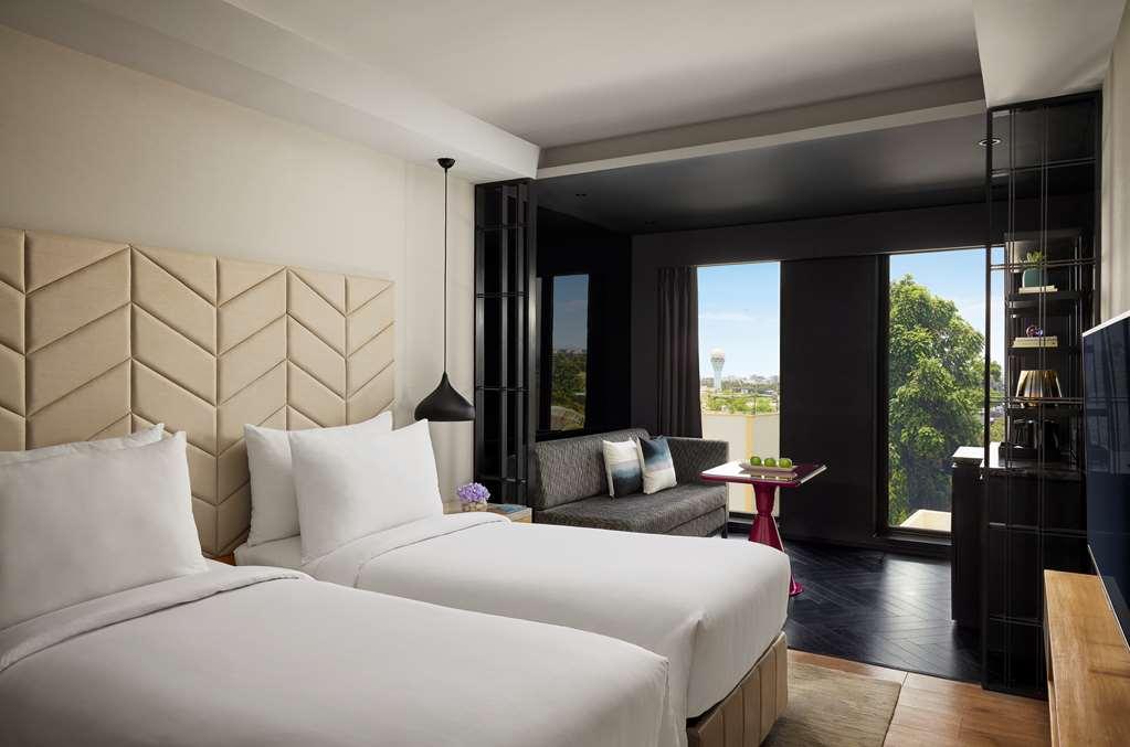 Hyatt Centric Juhu Hotel