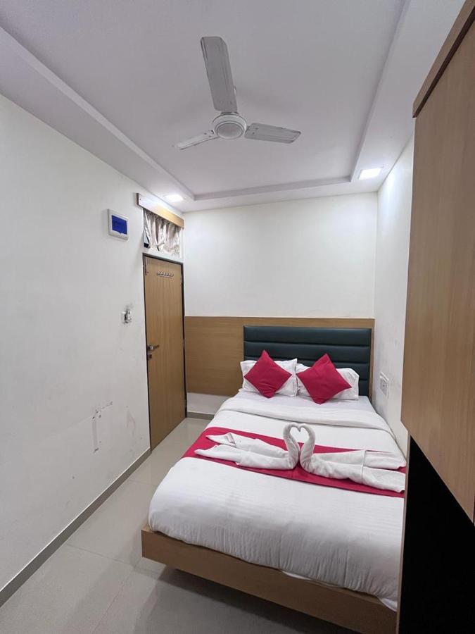 Hotel Sai Grand Residency *