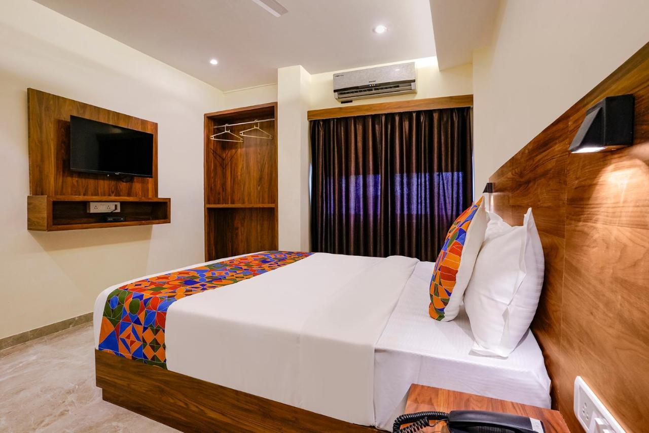 Fabhotel Antlers Hotel