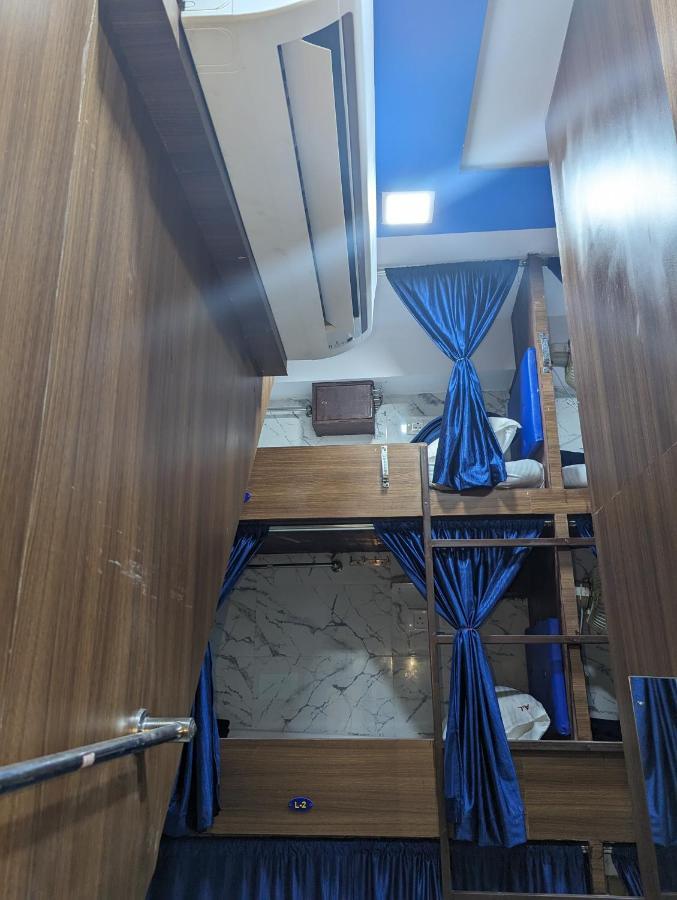 Ayala Pg Ac Deluxe1 Hostel