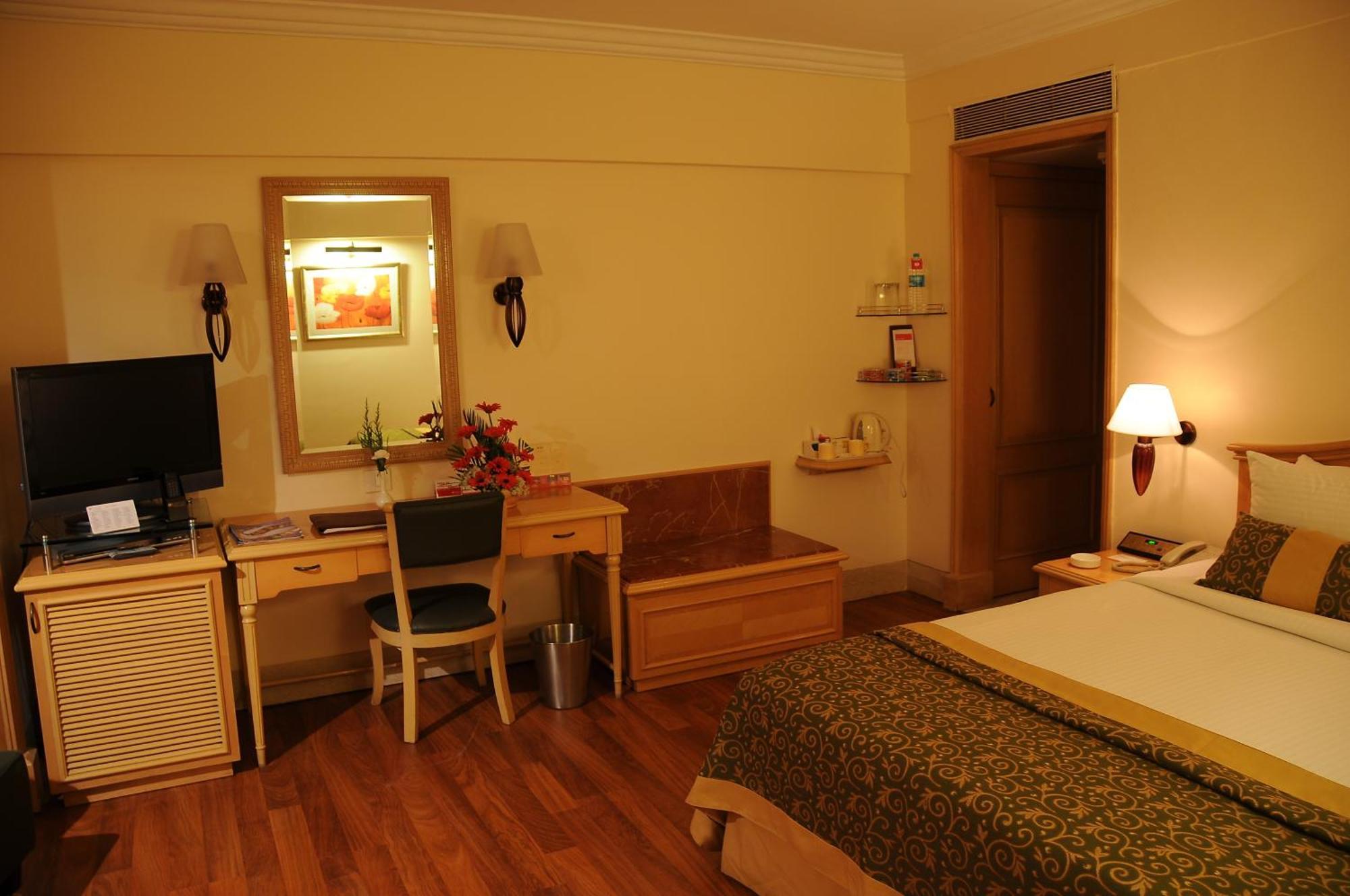 Hotel Ramada Plaza By Wyndham Palm Grove 5*