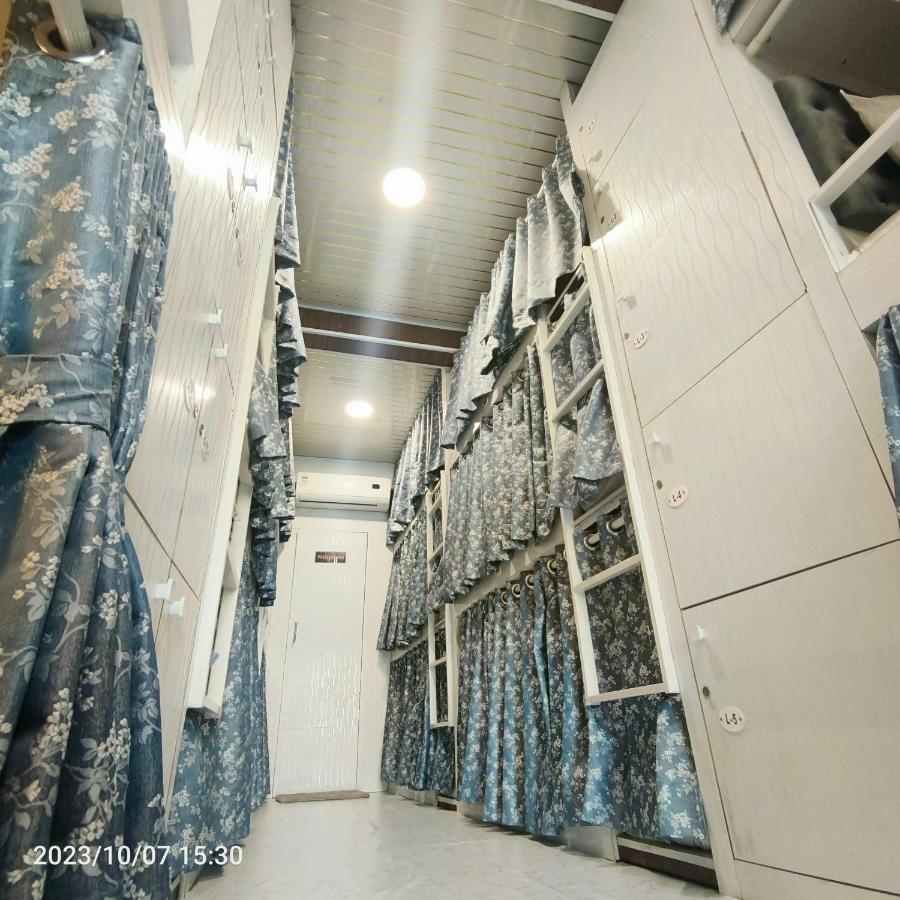 Hostel Marol Metro Mumbai