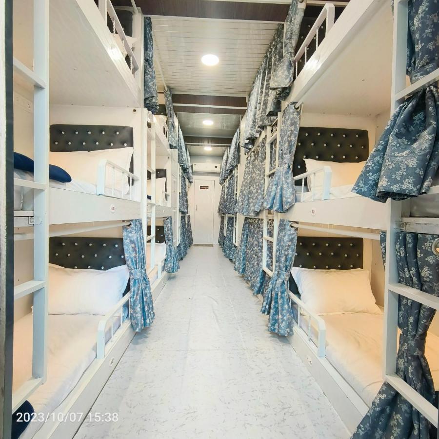 Marol Metro Hostel *