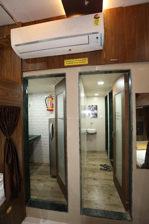 Mango Marol Hostel Mumbai