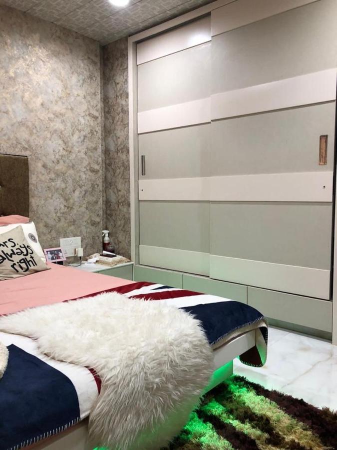 The Luxurious Haven-lokhandwala * Mumbai