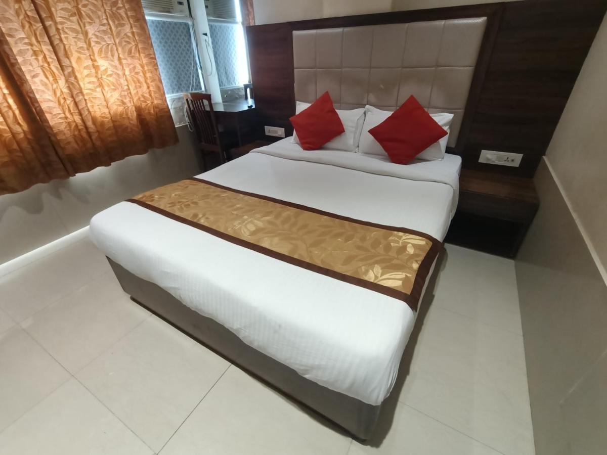 Fabhotel Regal Inn Hotel Bombaim