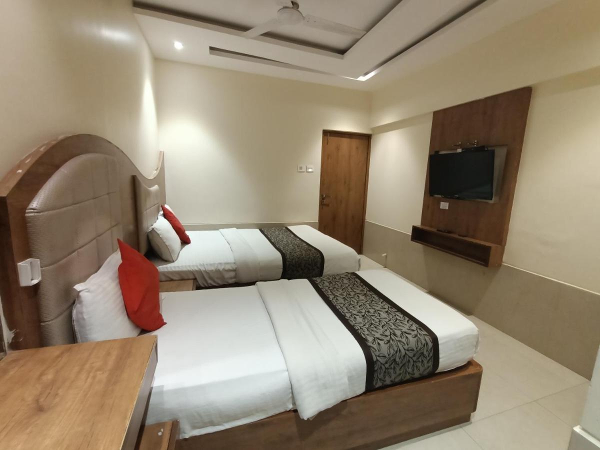 Hotel Fabhotel Regal Inn Bombaim